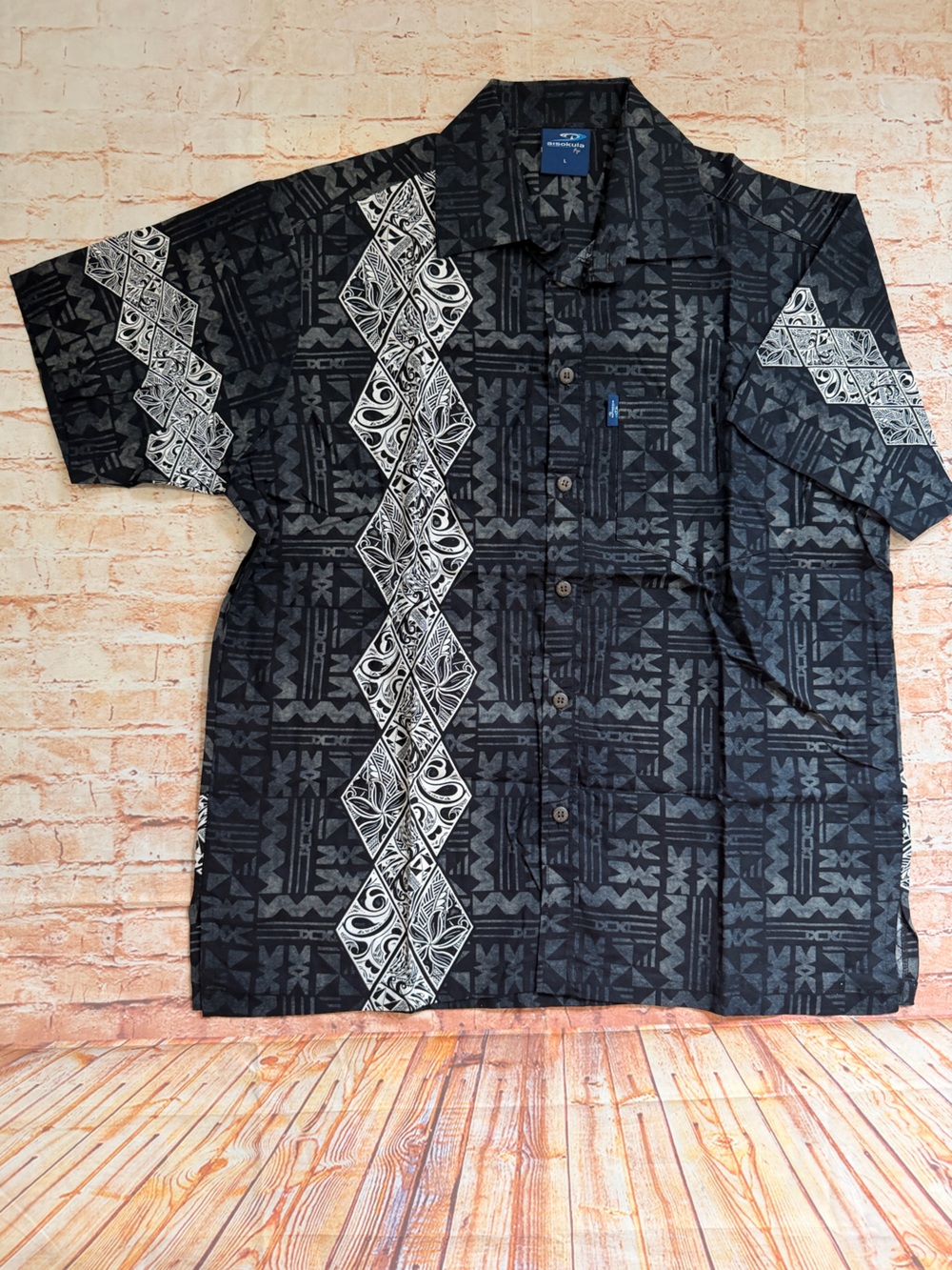 Aisokula Black Shirt with White Tribal Stripe